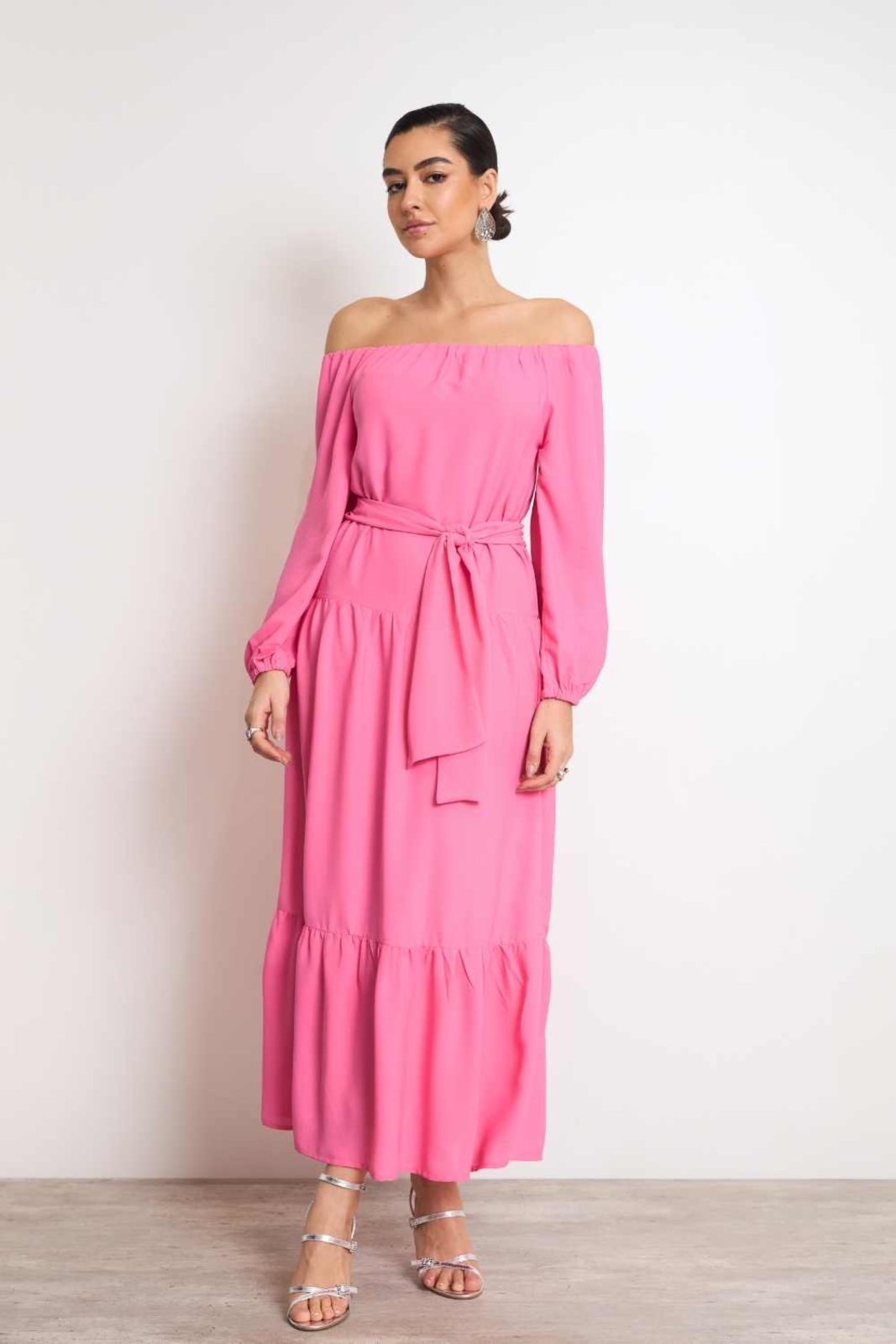 Vestido Vanibele Super Midi Rosa
