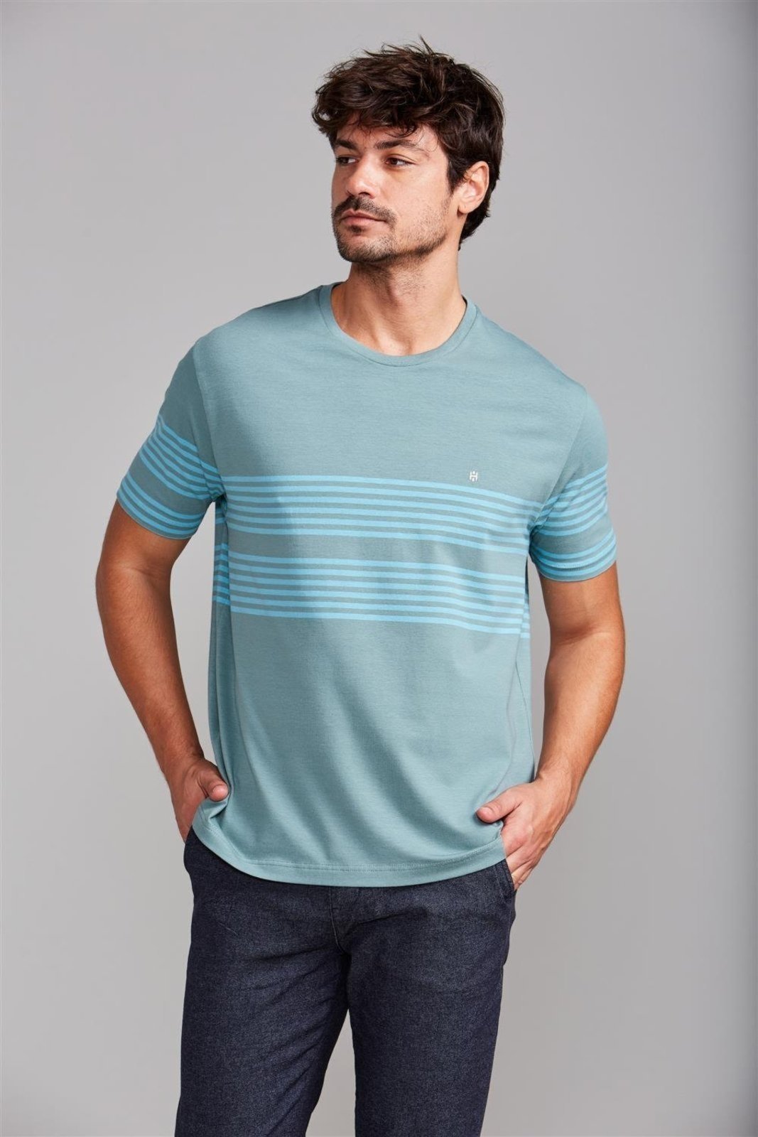 HIGHSTIL Camiseta Malha Comfort - Verde Malva / Azul Médio