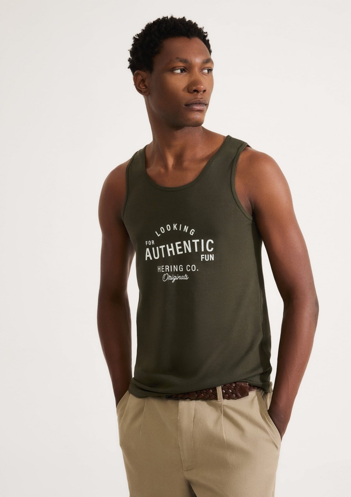 Regata Básica Masculina Slim Em Malha Hering