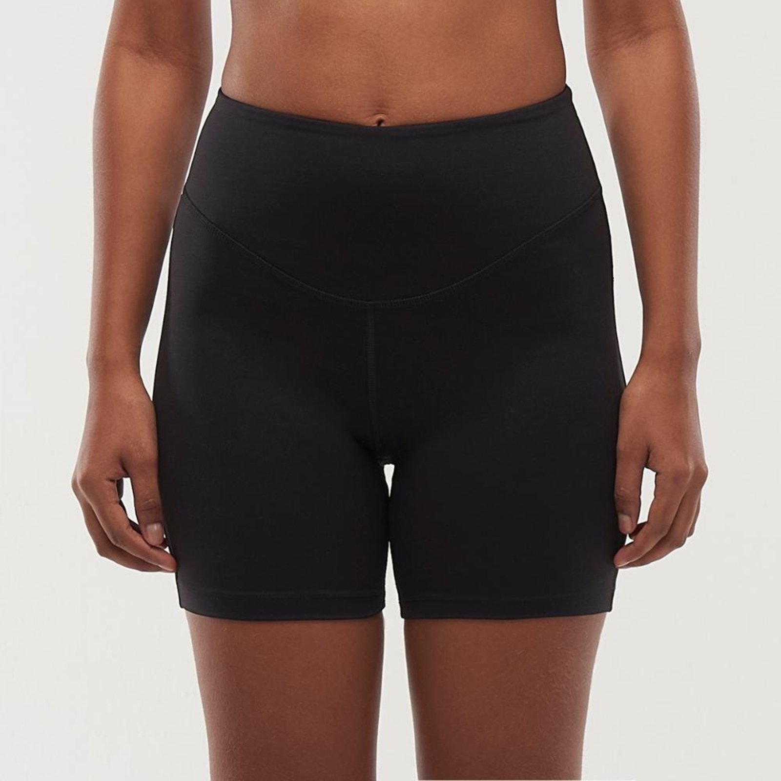 Bermuda Feminina Umbro Essential