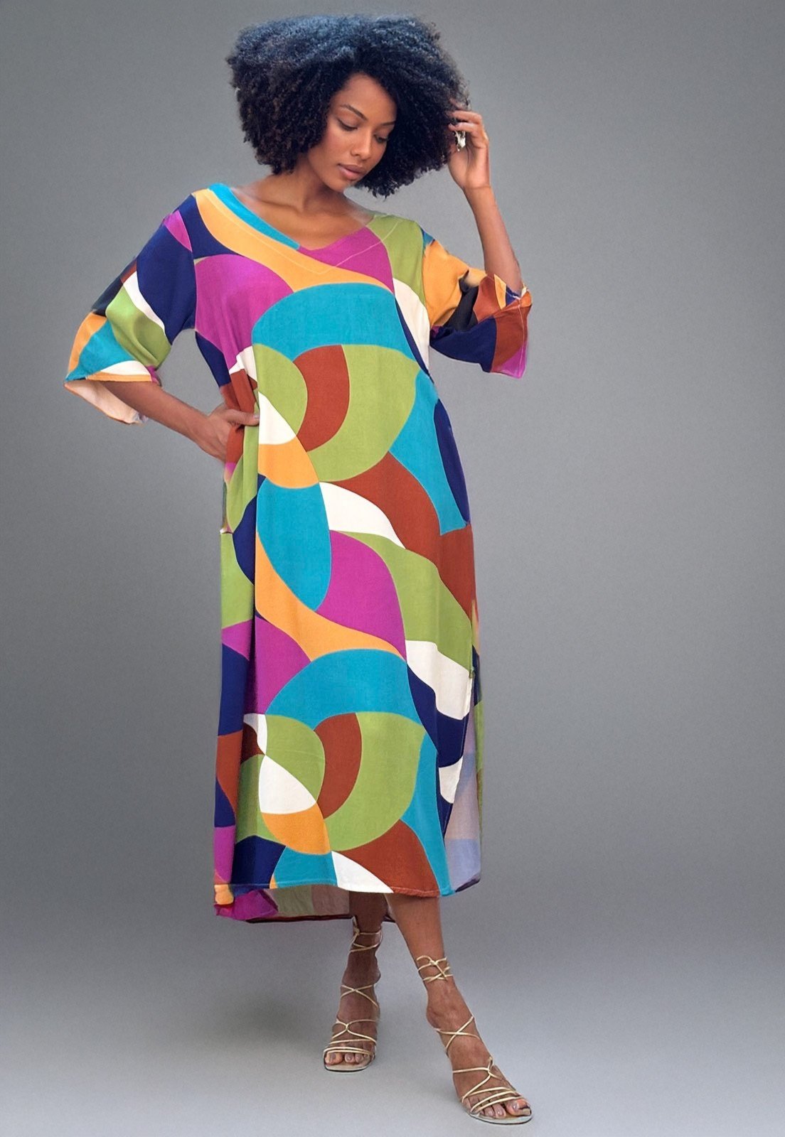 Vestido Midi Amazonia Vital Abapã Plano com Bolso Estampa Jardim Azul