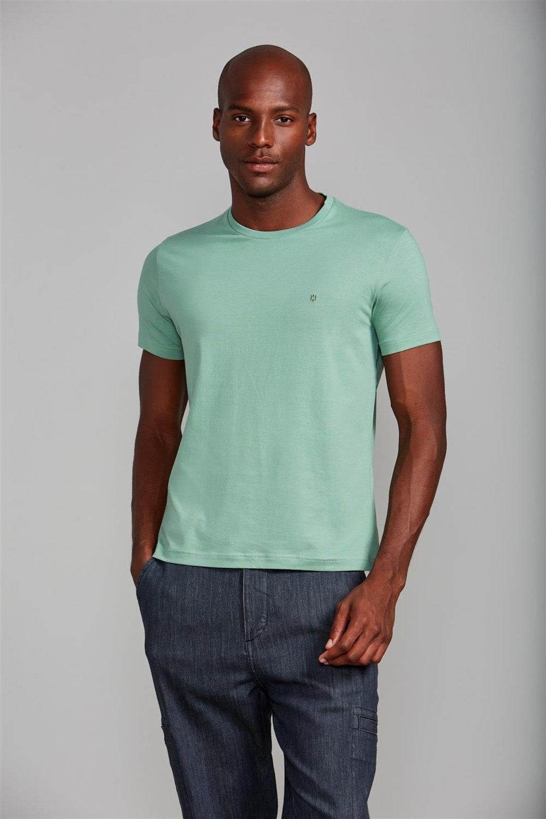 HIGHSTIL Camiseta Manga Curta Malha Básica Slim Fit – Verde