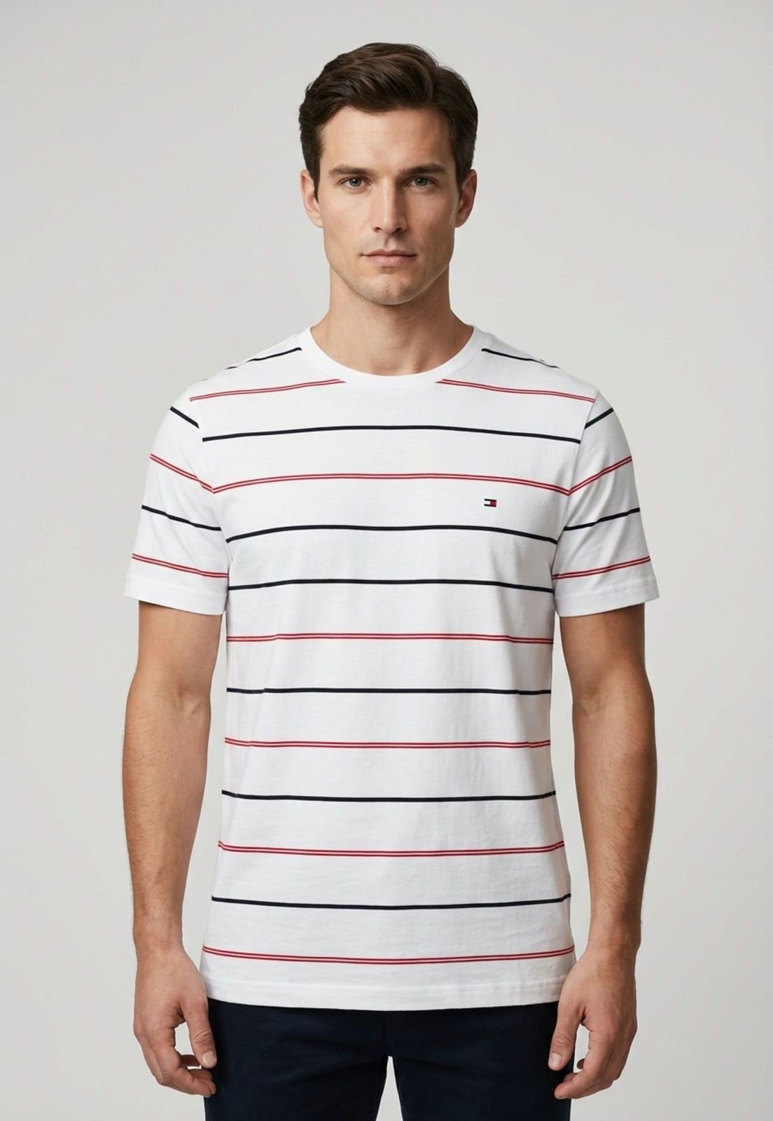 Vista 2 Camiseta Masculina Tommy Hilfiger ESS Seasonal Branca branco Tommy Hilfiger branco