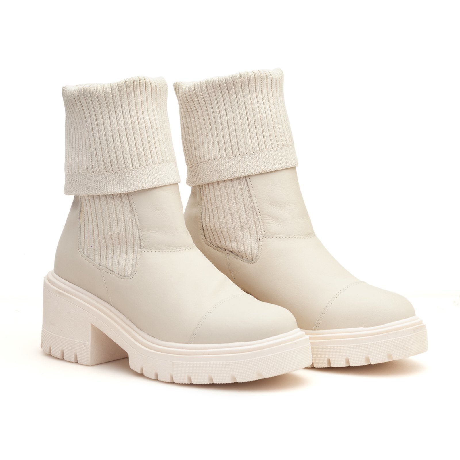 Coturno Feminino Tratorado Em Couro Meia Knit 2 em 1 Off White