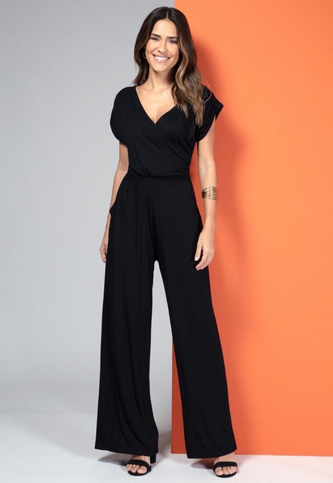 Macacão Longo Com Bolsos E Faixa Preto Quintess