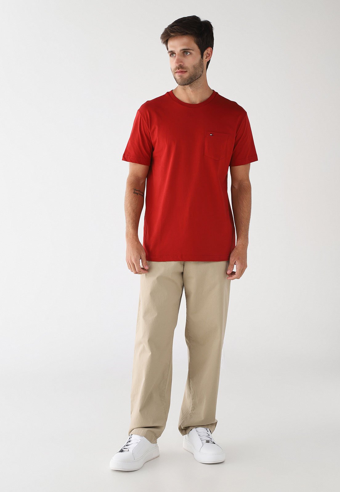 Vista 3 Camiseta Masculina Tommy Hilfiger Essential POC Vermelha vermelho Tommy Hilfiger vermelho