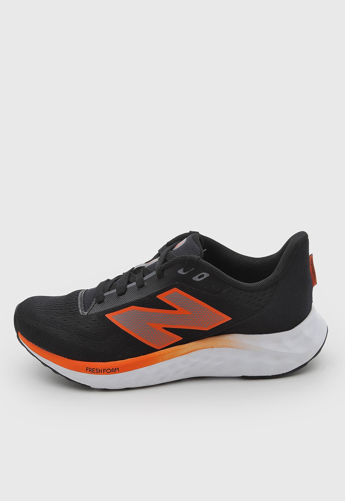 Tênis Masculino New Balance Fresh Foam Arishiv4 Preto