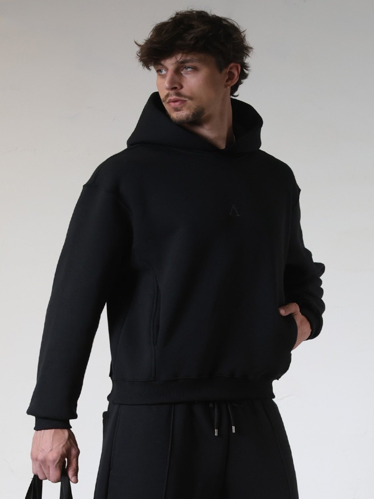 MOLETOM OVERSIZED CANVAS ESSENTIAL - PRETO
