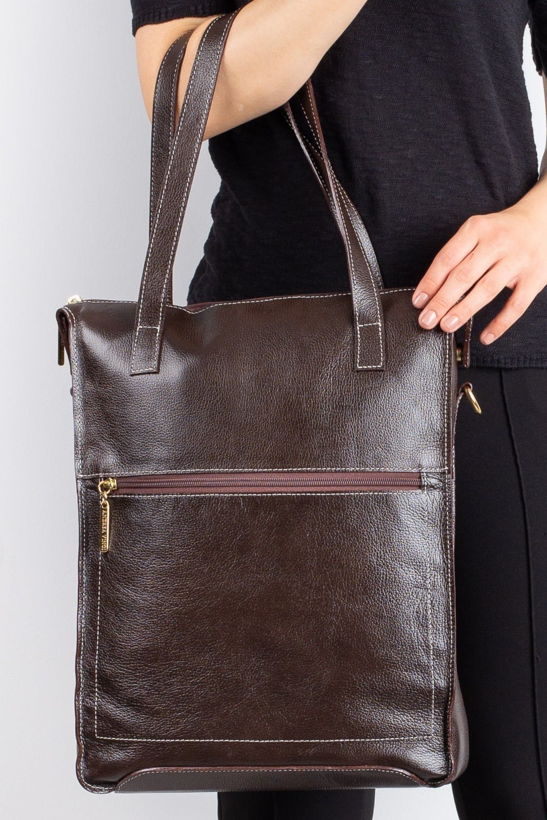 Bolsa para notebook em couro liso Sandra - Café