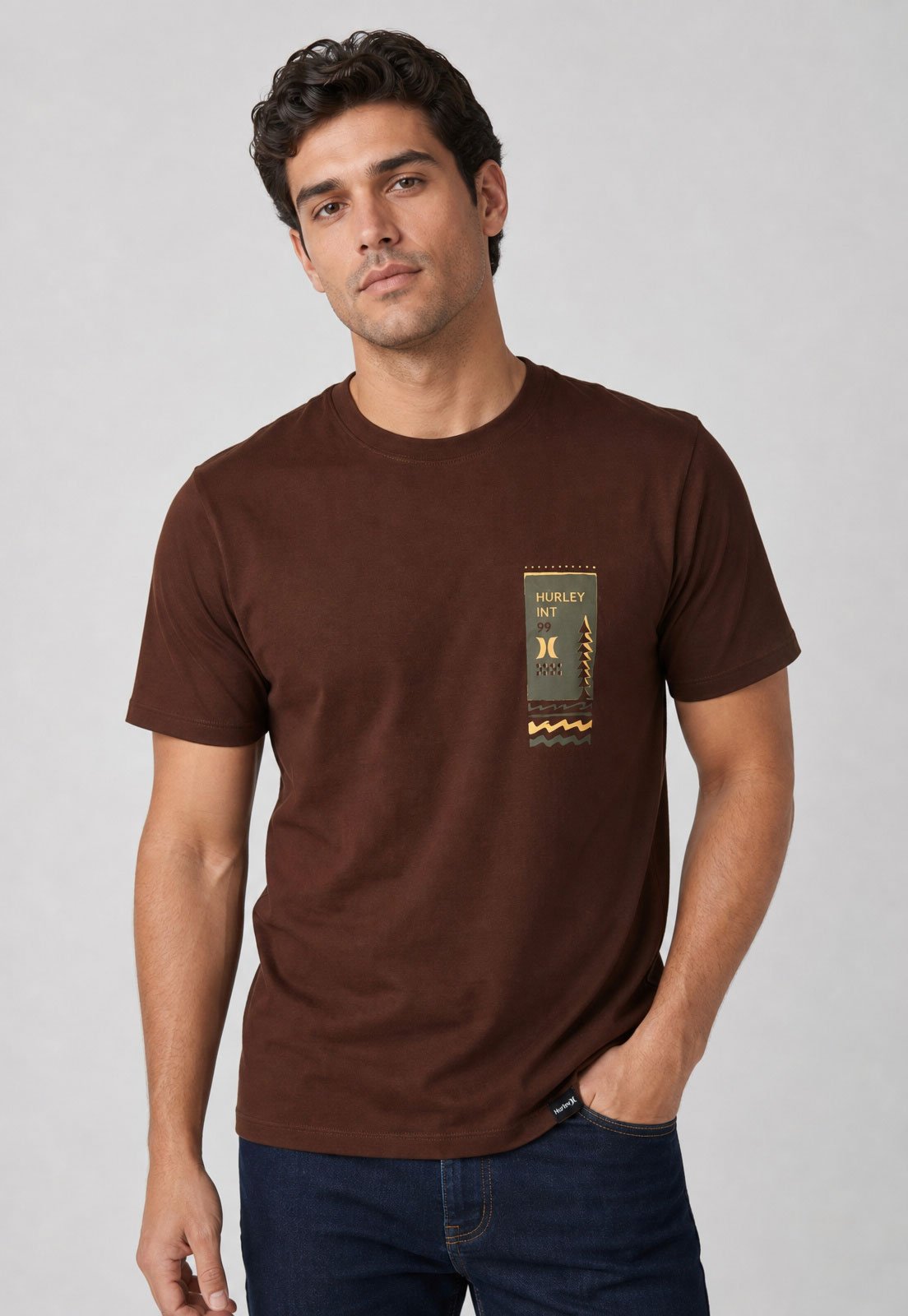Camiseta Masculina Hurley Estampa Frontal Marrom