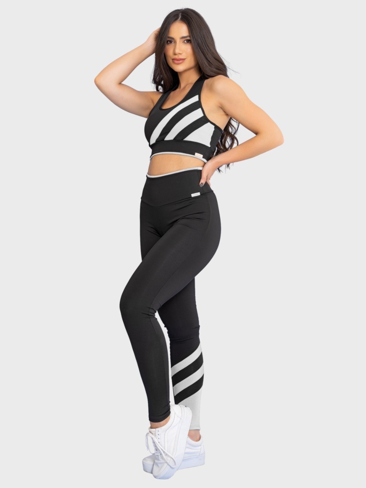 Conjunto Fitness Tarelles Top Calça Legging Cintura Alta Listras Preto e Branco