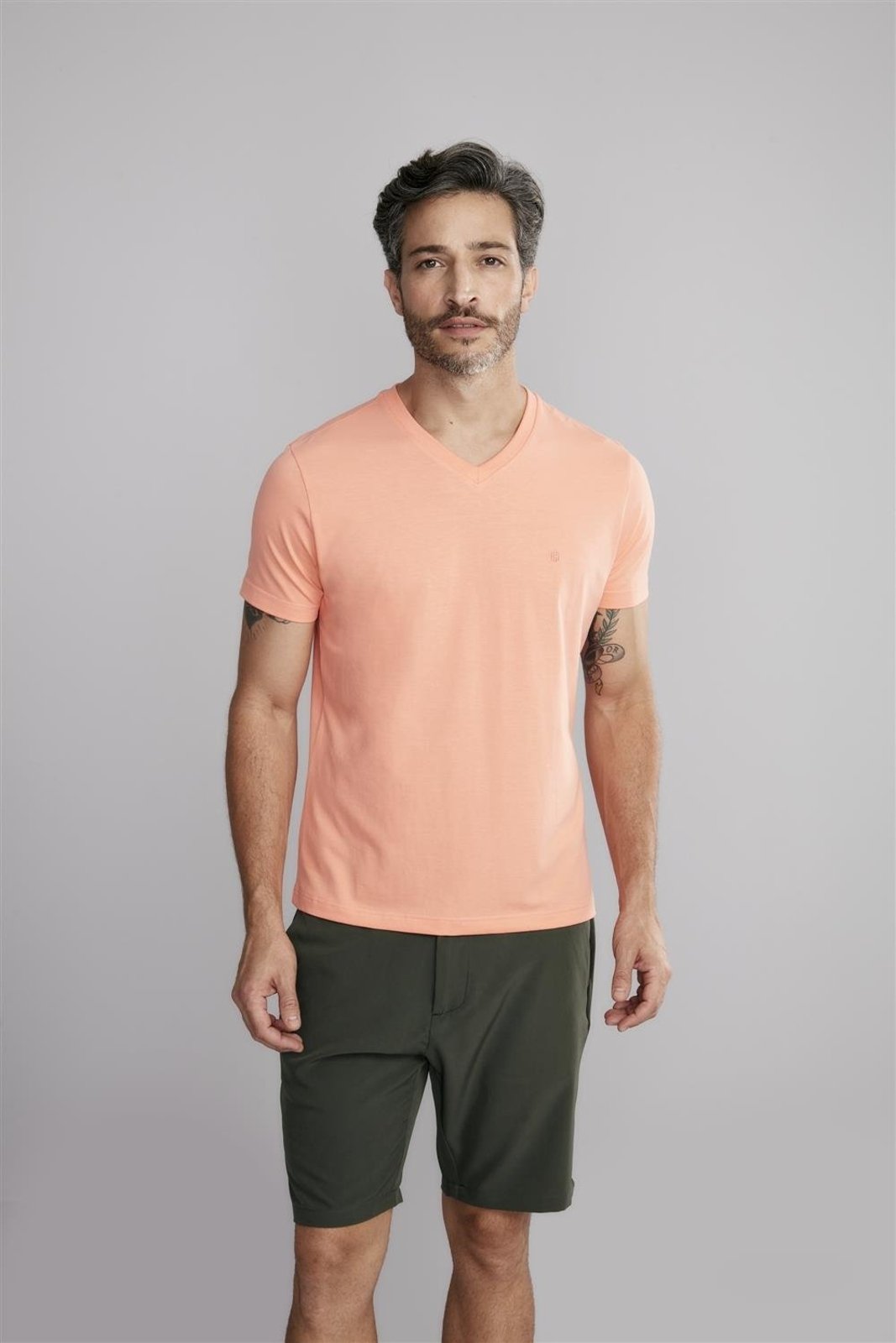 HIGHSTIL Camiseta Manga Curta Básica Malha Slim Fit – Rosa Salmão