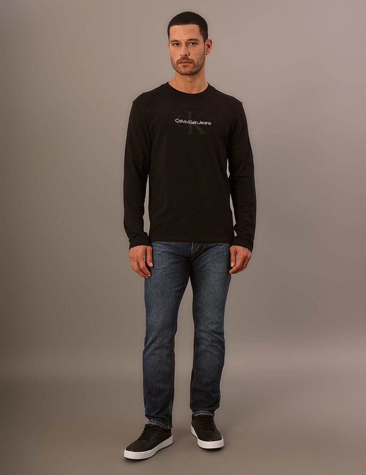 Camiseta Manga Longa Calvin Klein Jeans Masculino Re Issue Bordado - Preto Calvin Klein Jeans
