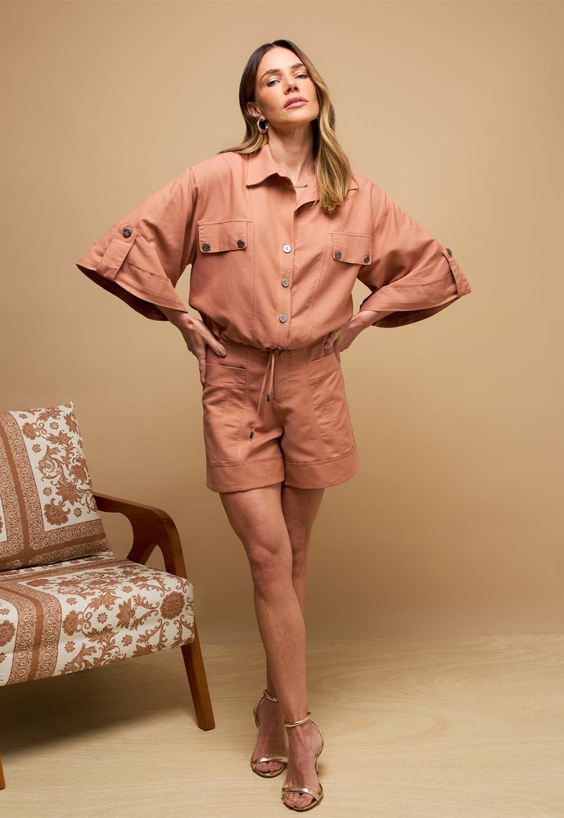 Conjunto Kímika de Short e Camisa Mocha Mousse