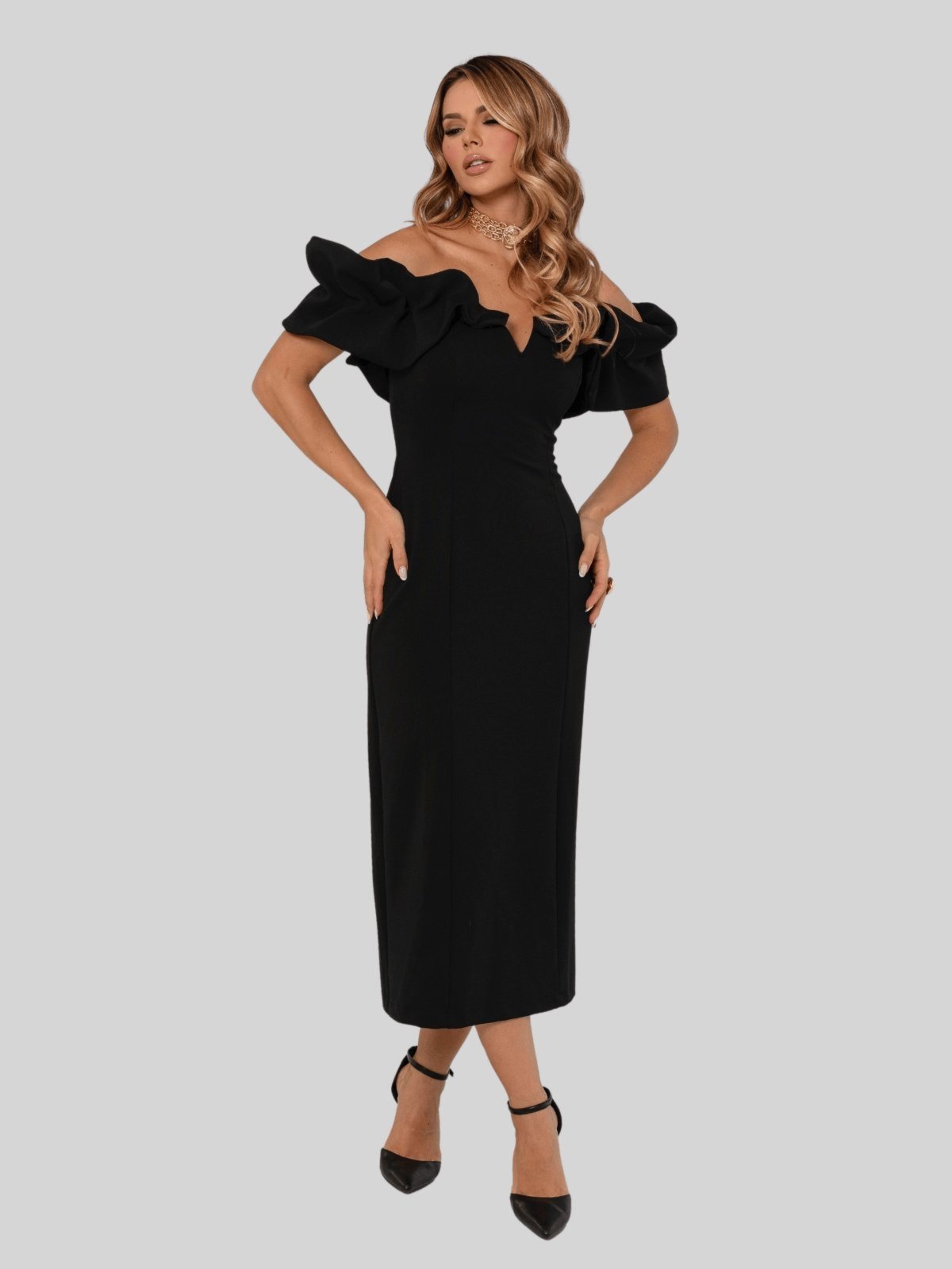 Vestido Miss e Misses Driely MD Decote V C/Babados Preto
