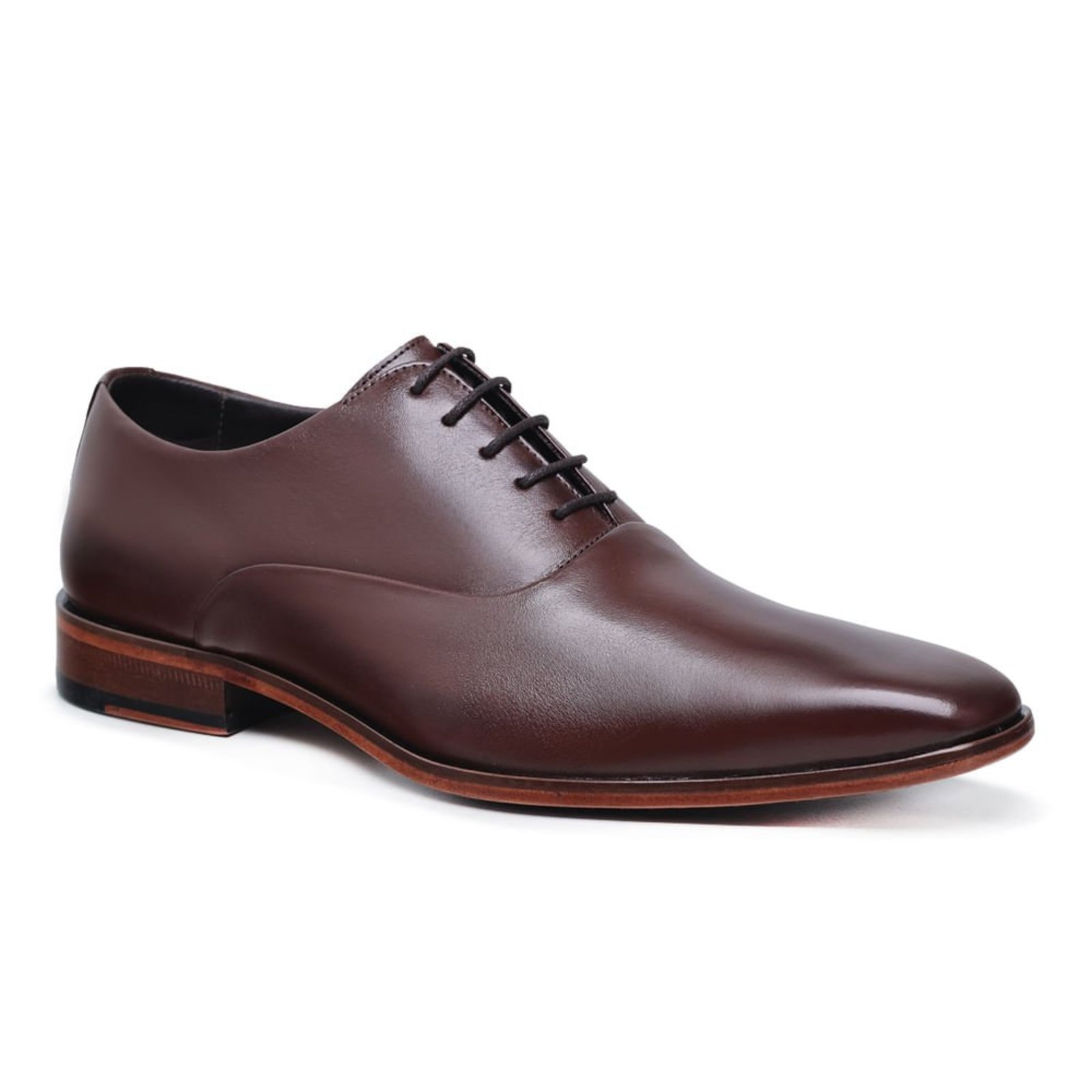Sapato Oxford Social Masculino Malbork em Couro Marrom Cadarço 066M