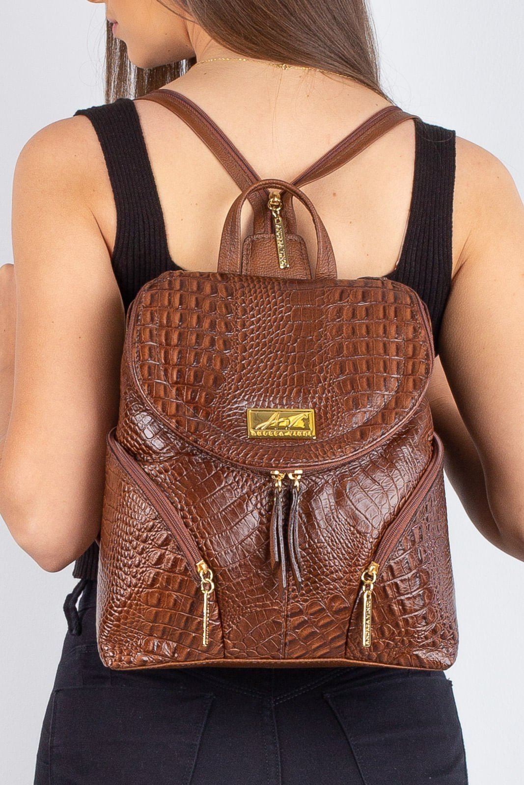Mochila pequena de couro croco Cecília - Whisky