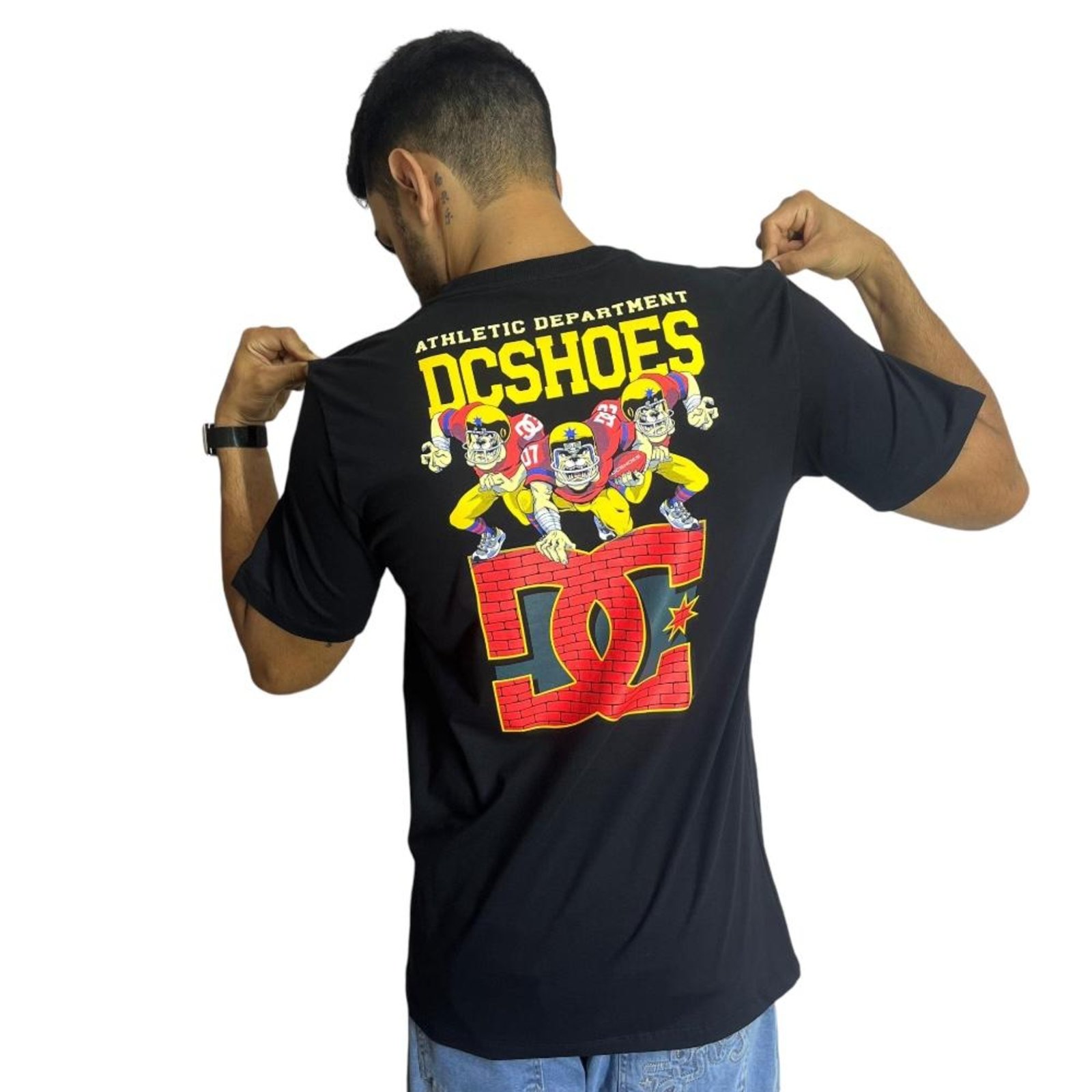 Dc Shoes Camiseta Defensive Line – Preto
