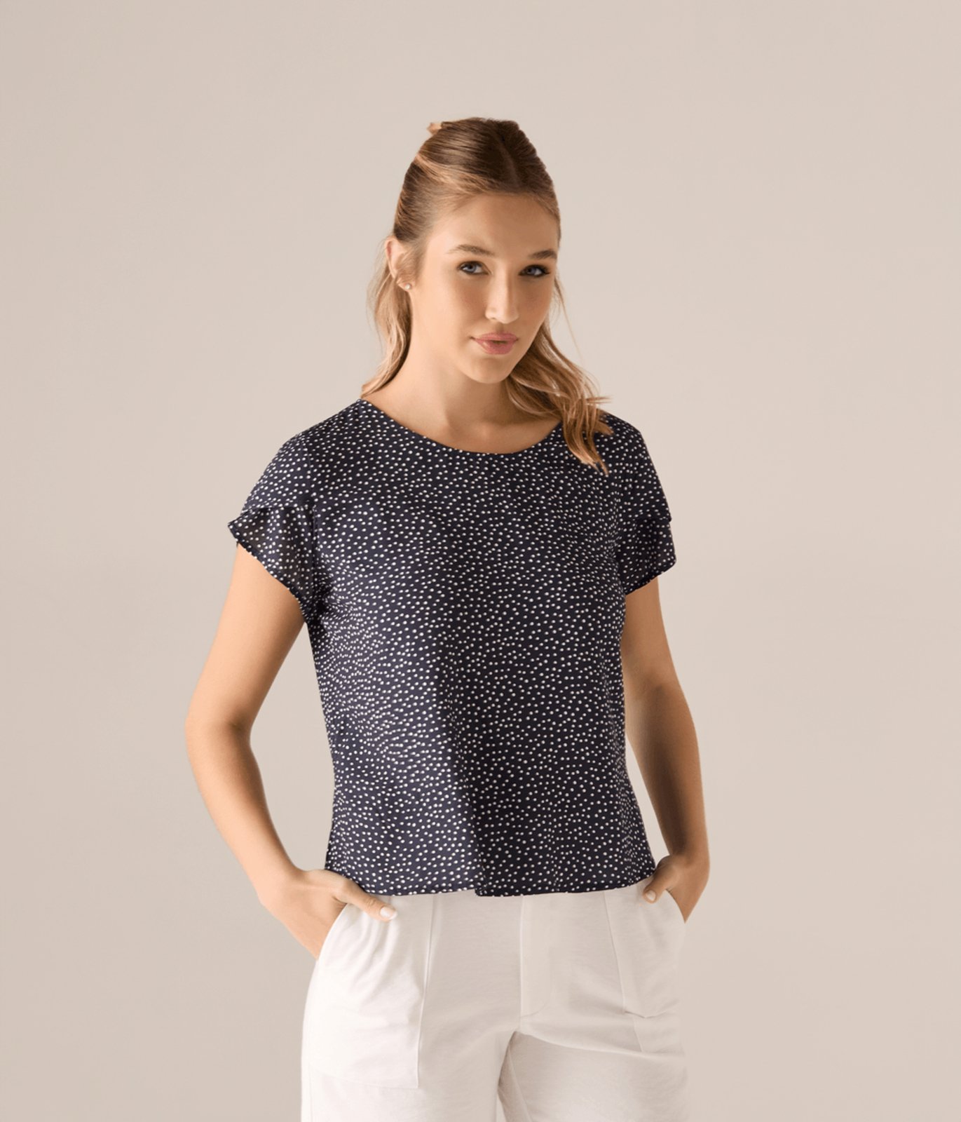 Blusa Makenji Decote Careca Manga Com Recorte Feminina Poa