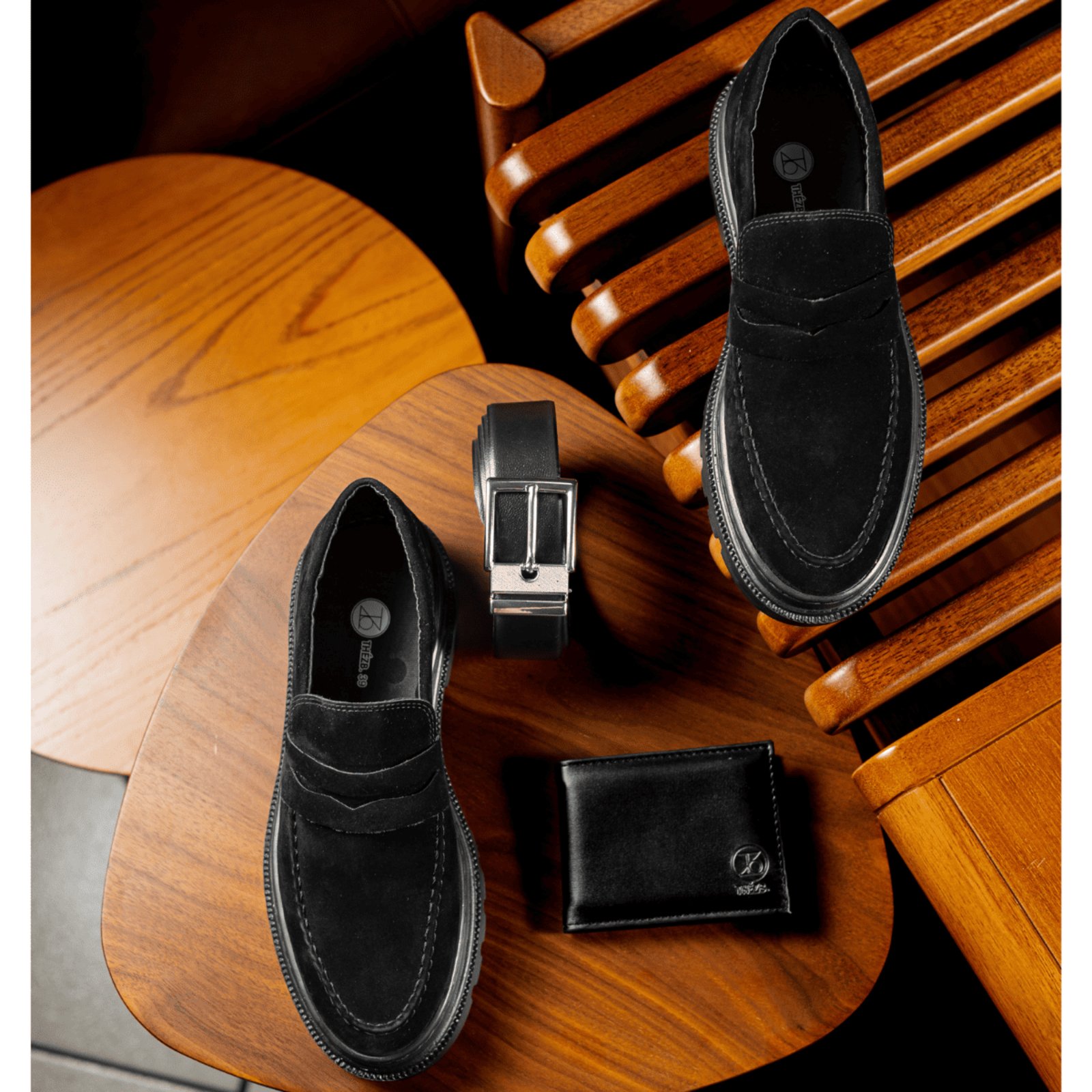 Sapato Social Masculino Camurça Mocassim Costurado Piettro Trabalho Eventos + Carteira e Cinto
