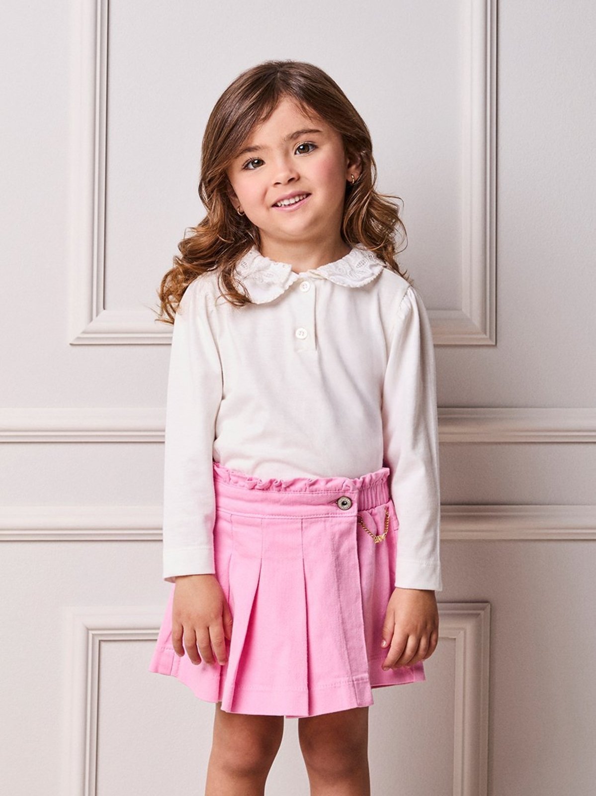 Infantil - Blusa Menina Animê com Gola Dupla de Renda