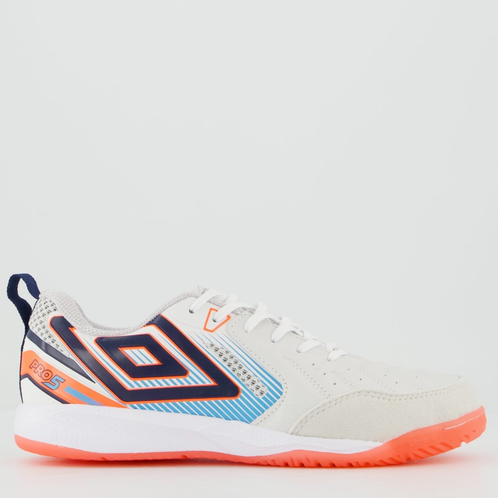 Chuteira Umbro Pro 5 Bump Futsal Branca e Laranja