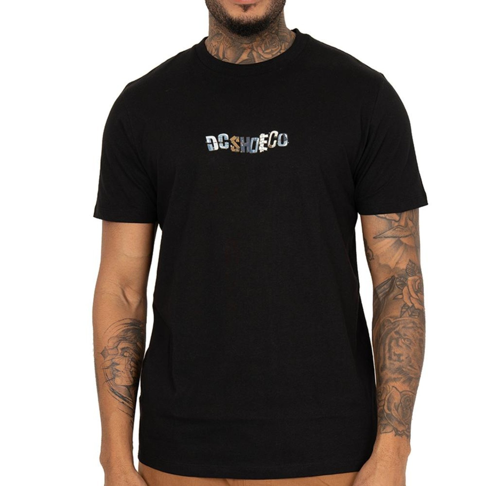 Camiseta DC Shoes Iron Skull SM26 Masculina Preto