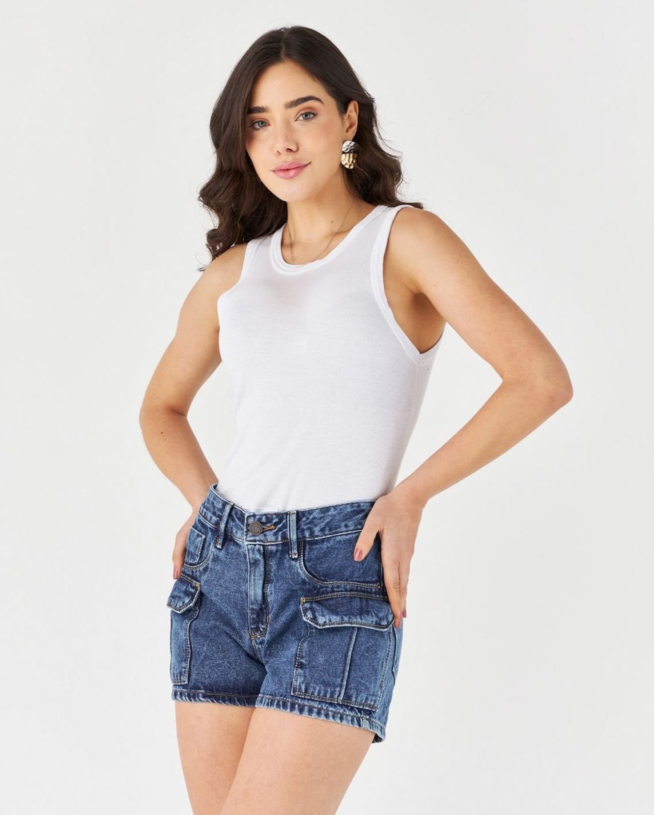 Shorts Jeans Feminino Boyfriend Bolsos Cargo 22484 Escura Consciência