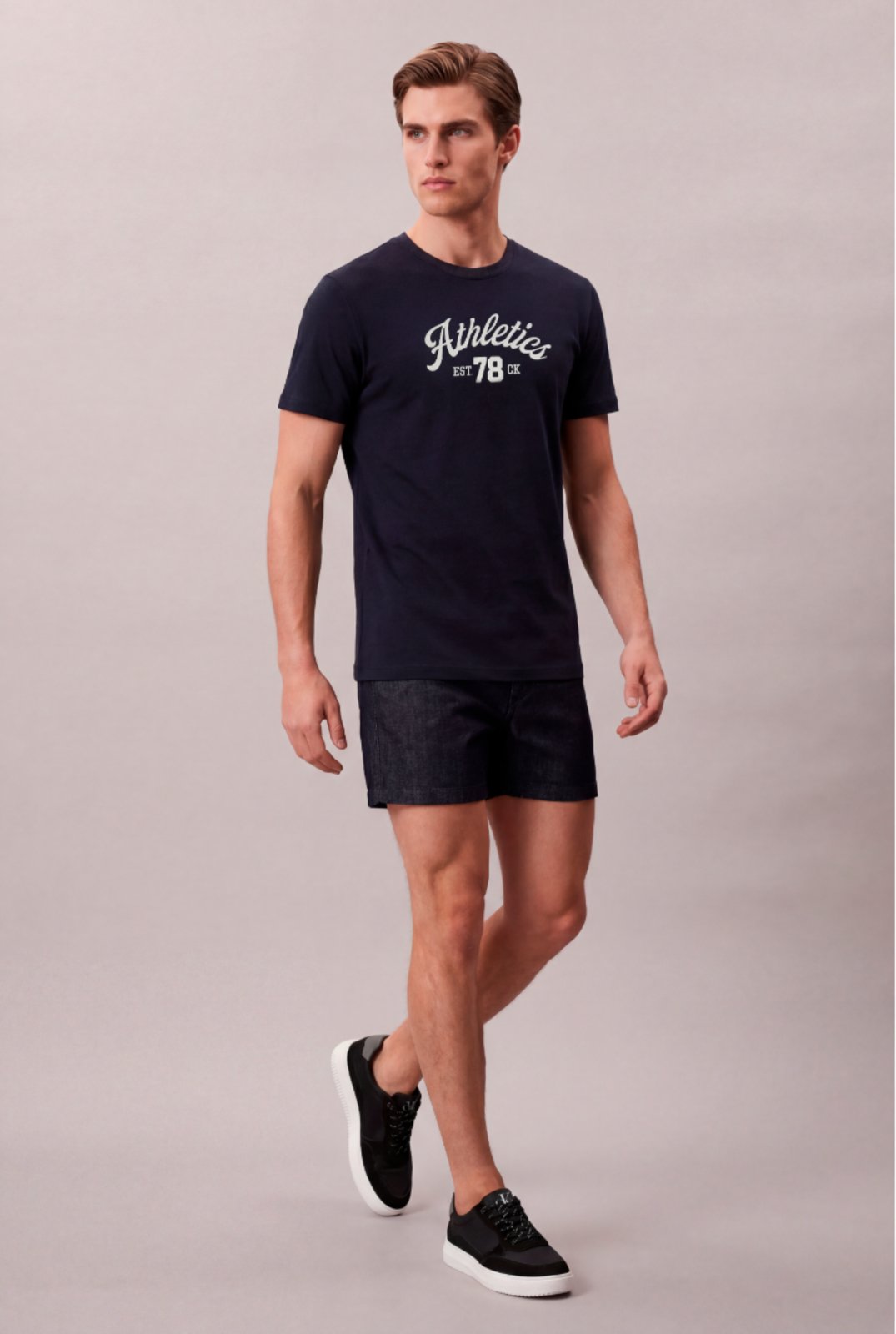 Camiseta Manga Curta Calvin Klein Jeans Masculino Athletics Estampa 78 - Marinho Calvin Klein Jeans