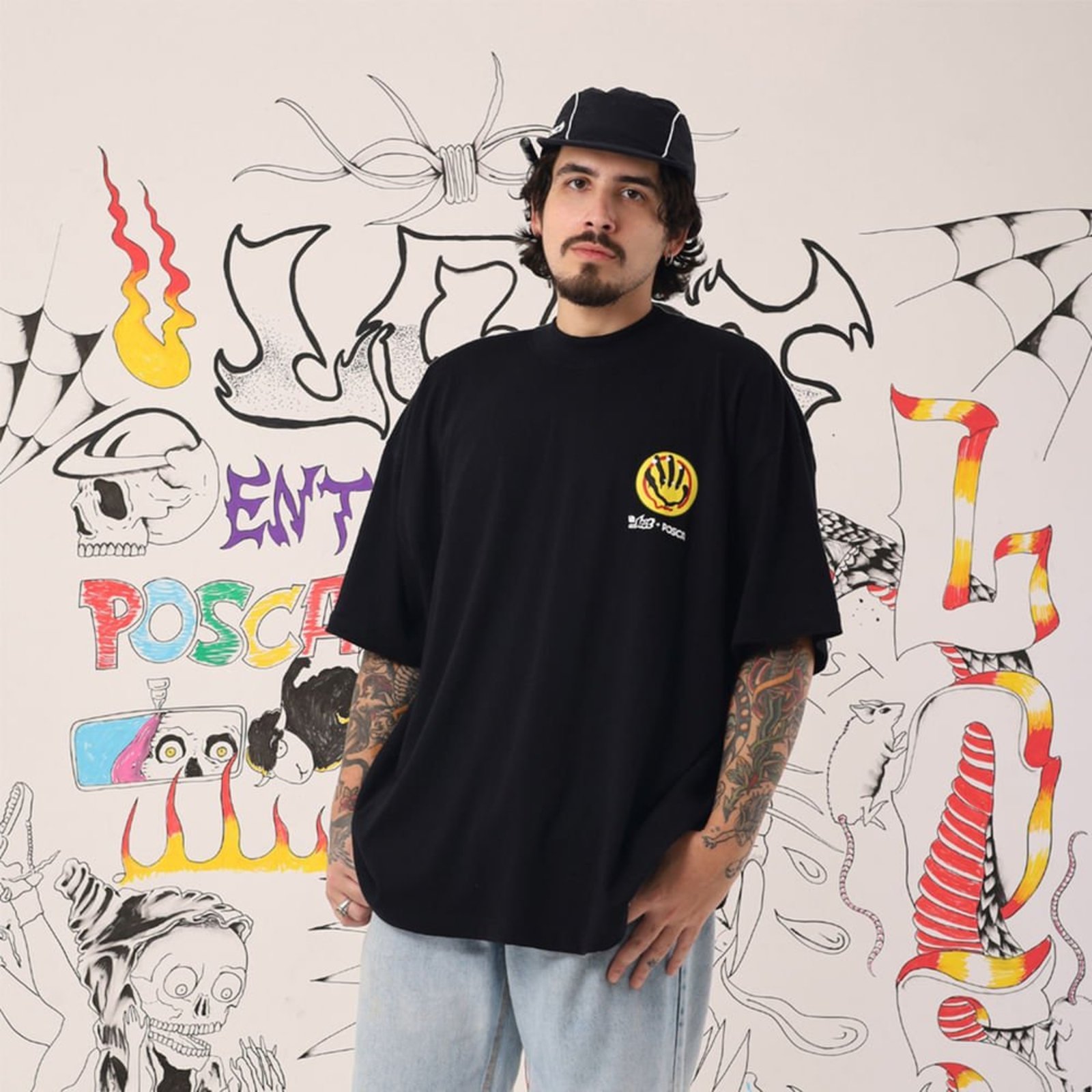 T-Shirt Box Fit Posca Deu Cria