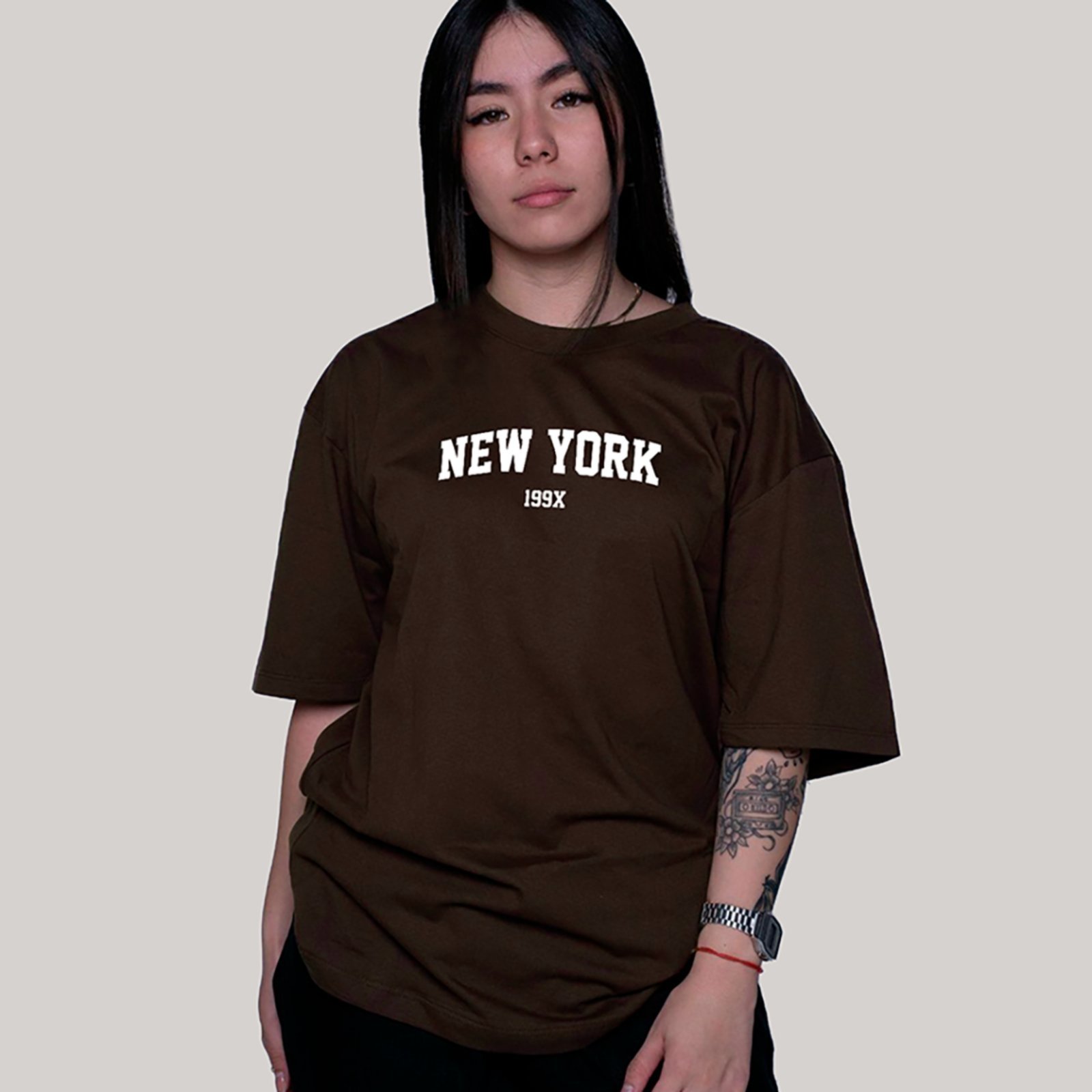Camiseta Ousy New York 199X Streetwear Oversized Unissex Marrom