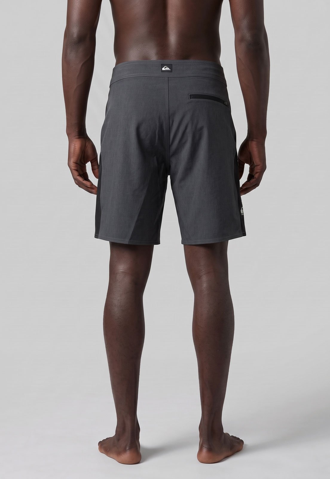 Bermuda Masculina Quiksilver Everyday Omni 18 Grafite