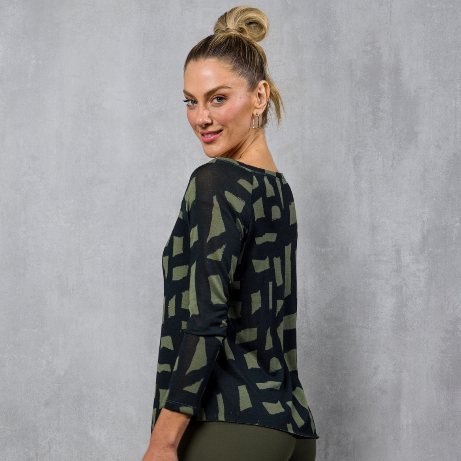 Vista 3 Blusa Bainha Assimétrica Estampada FT1173BL De Chelles estampado De Chelles estampado