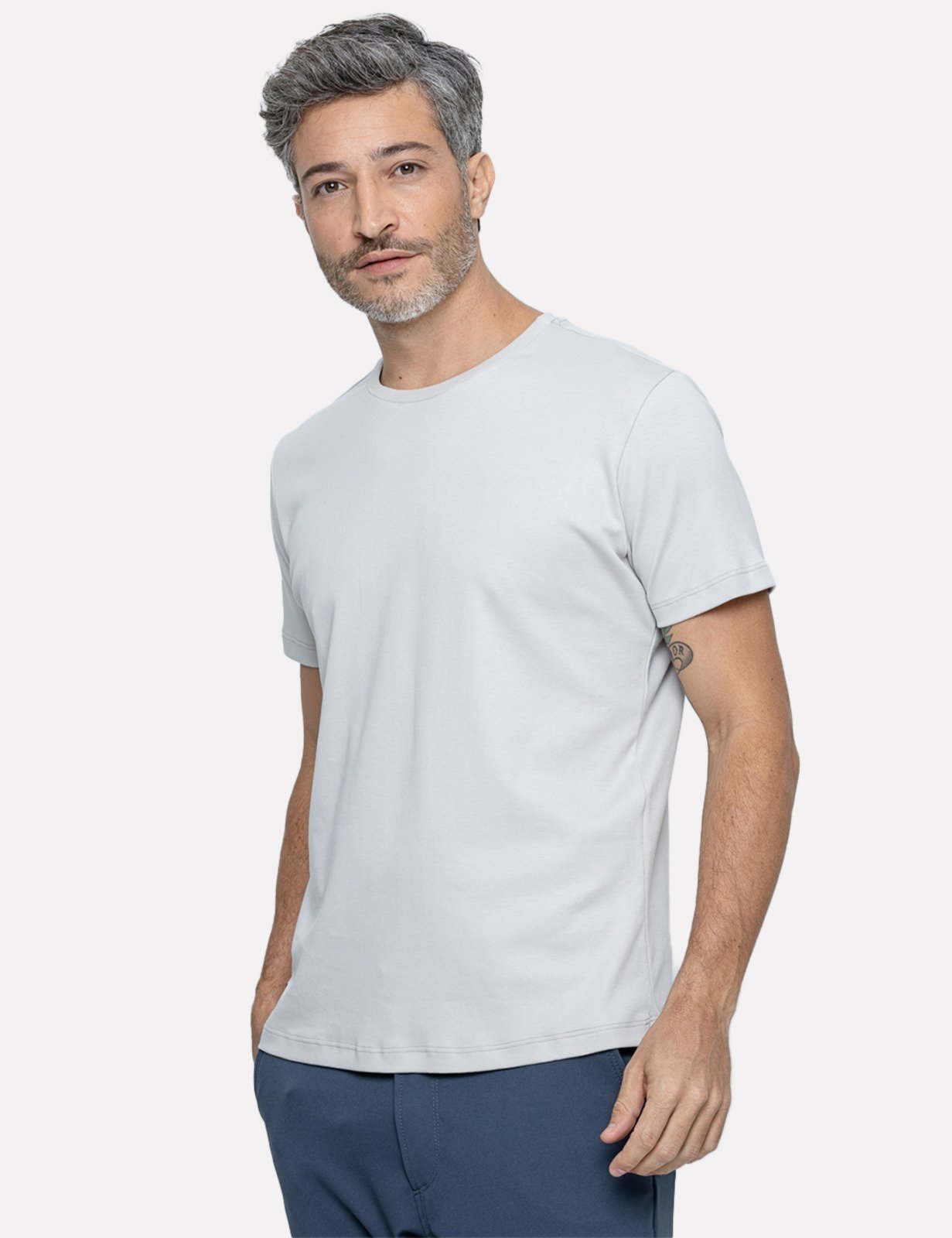 Camiseta K&J Black Masculina Slim Premium Suedine Egípcio Cinza Claro