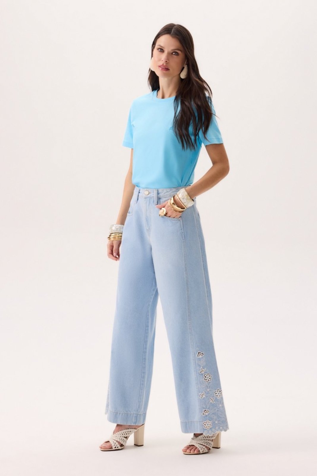 Calça Feminina Jeans Âmbar Wide Leg Bordada Flor de Lis