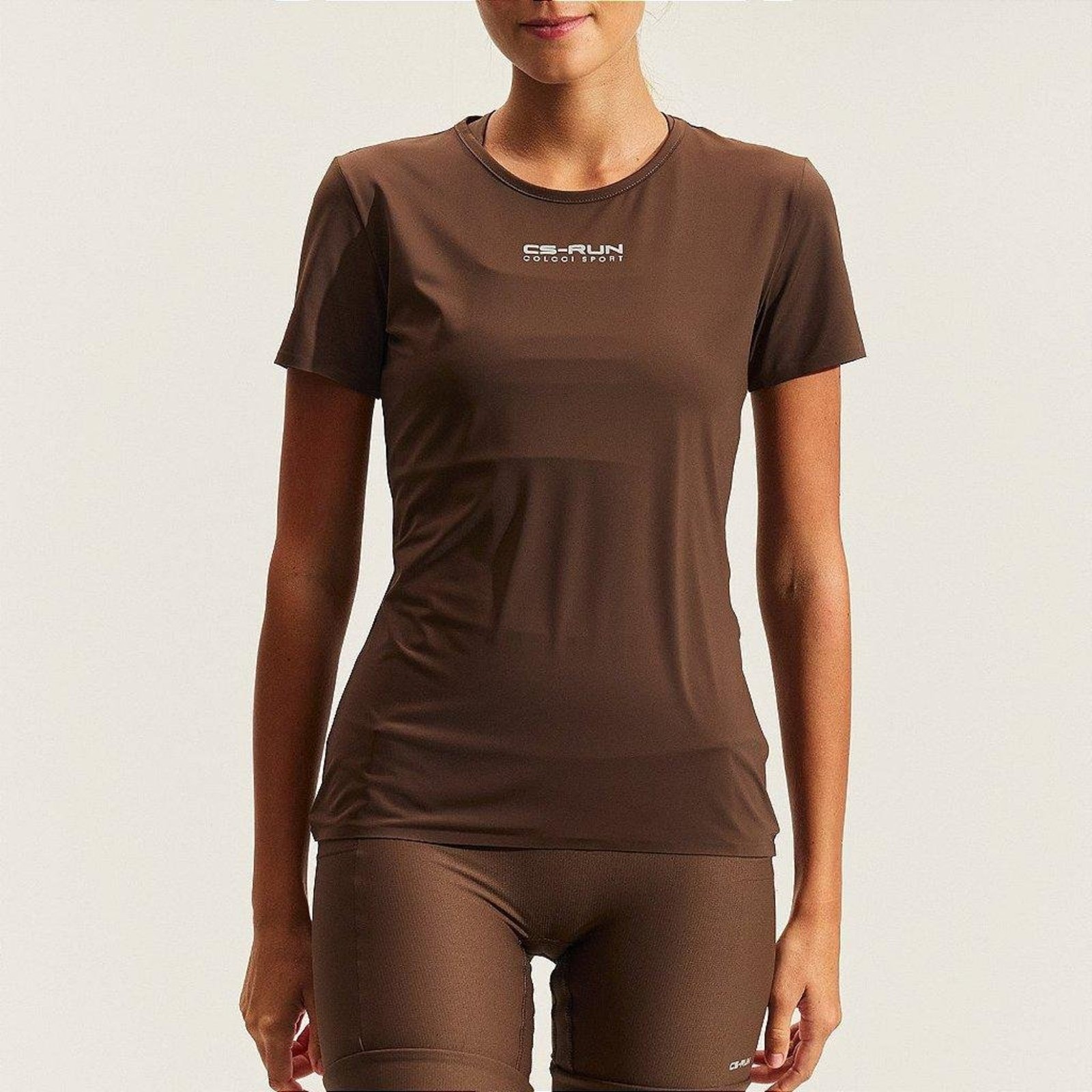 Camiseta Colcci New Comfort Fit Tec Fluity P27 Marrom Roccia Marrom