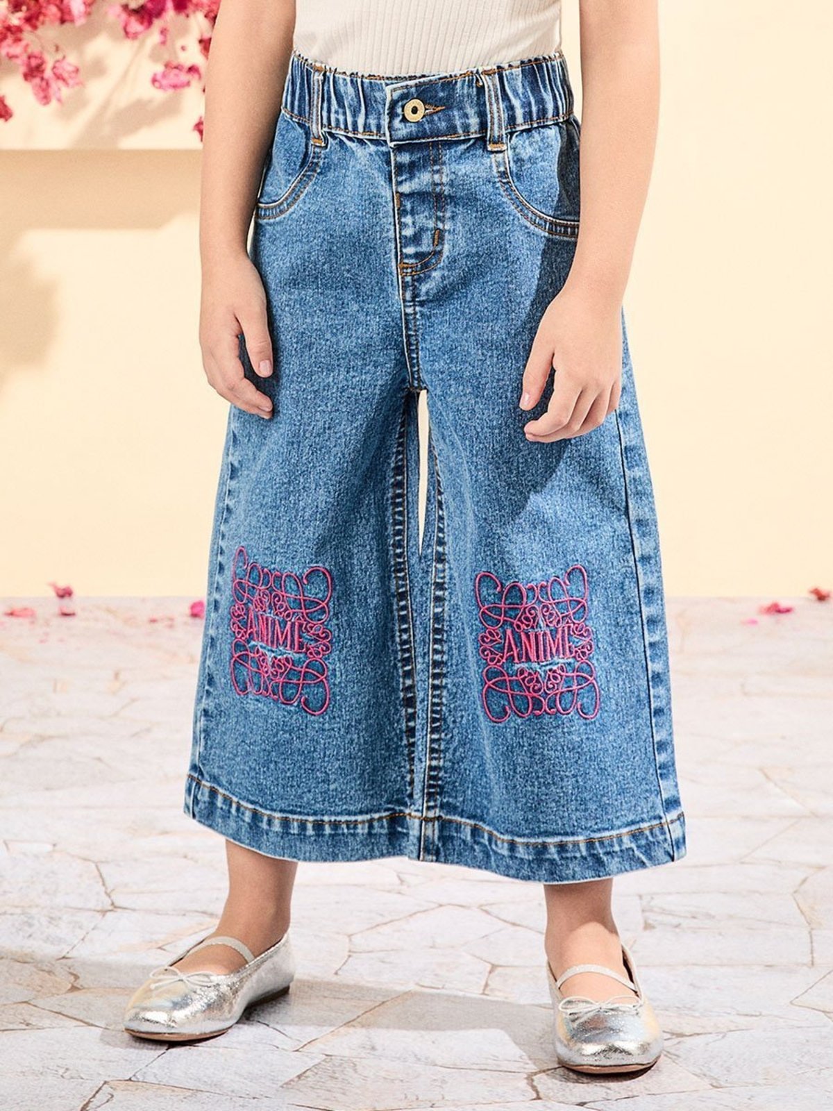 Infantil - Calça Jeans com Bordado de Rococó