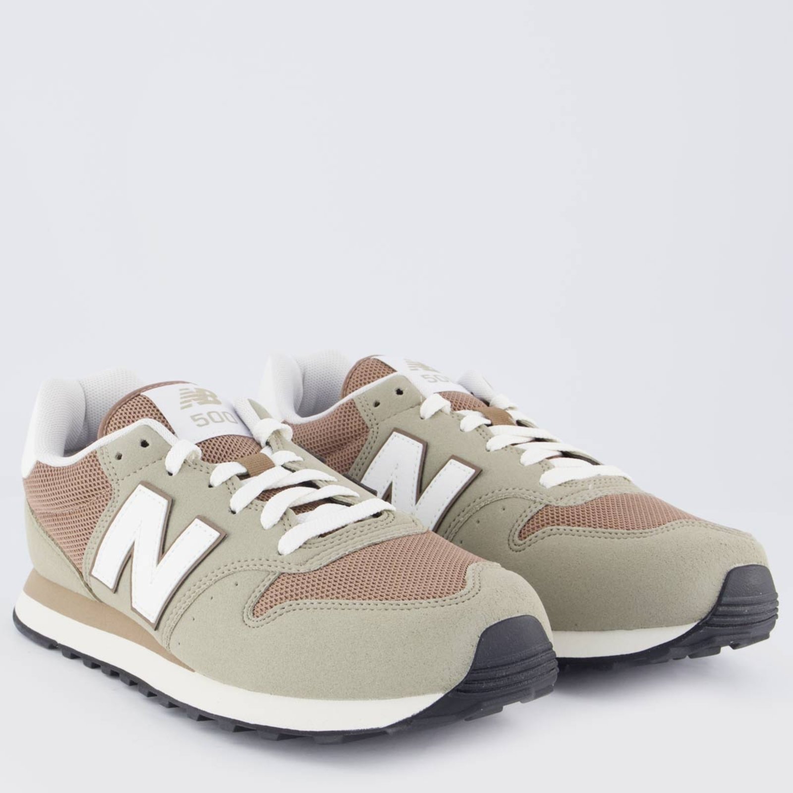 Vista 3 Tênis New Balance 500 V2 e Marrom bege New Balance bege