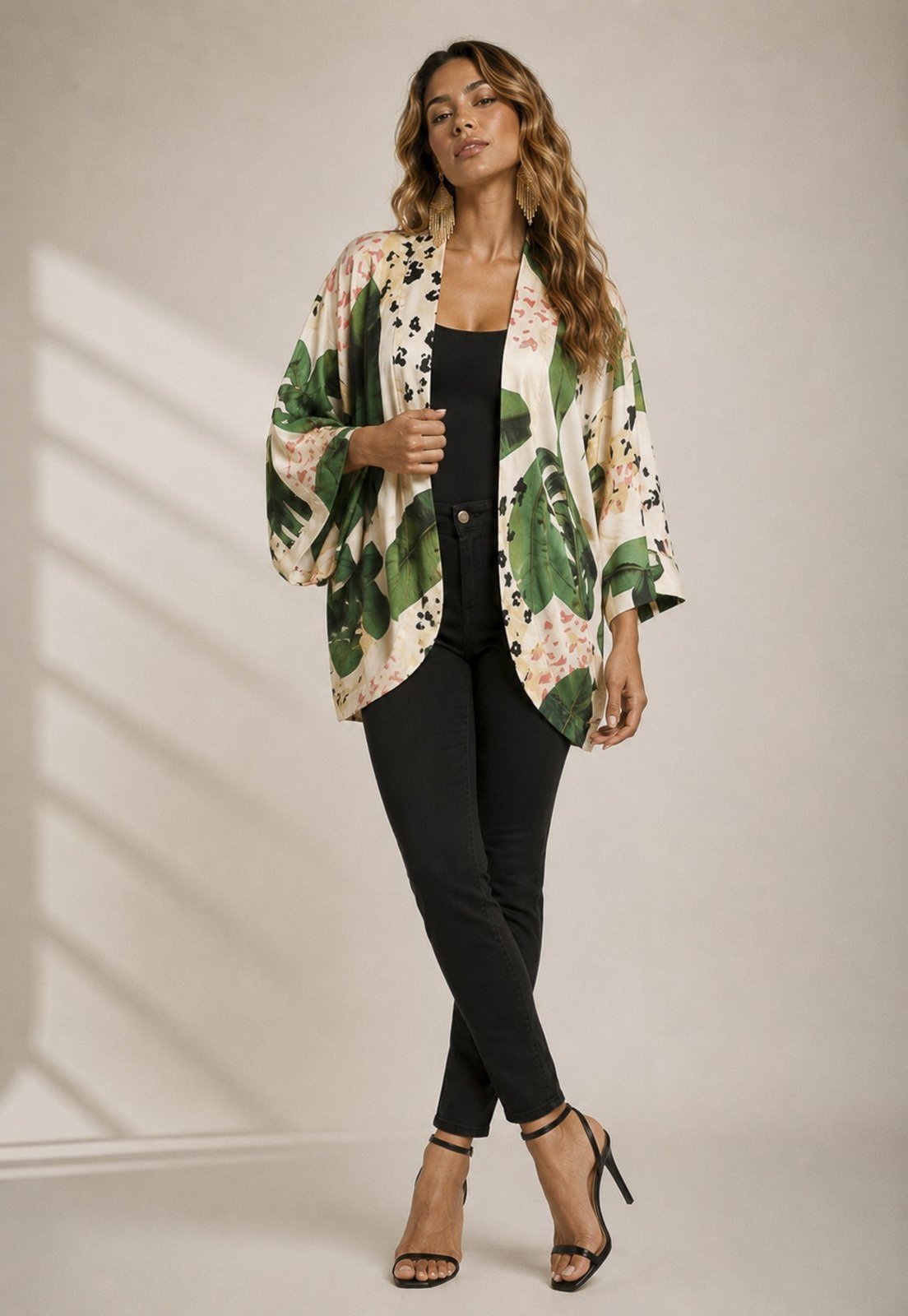 Kimono Cabanafree Estampa Folhagem Poética