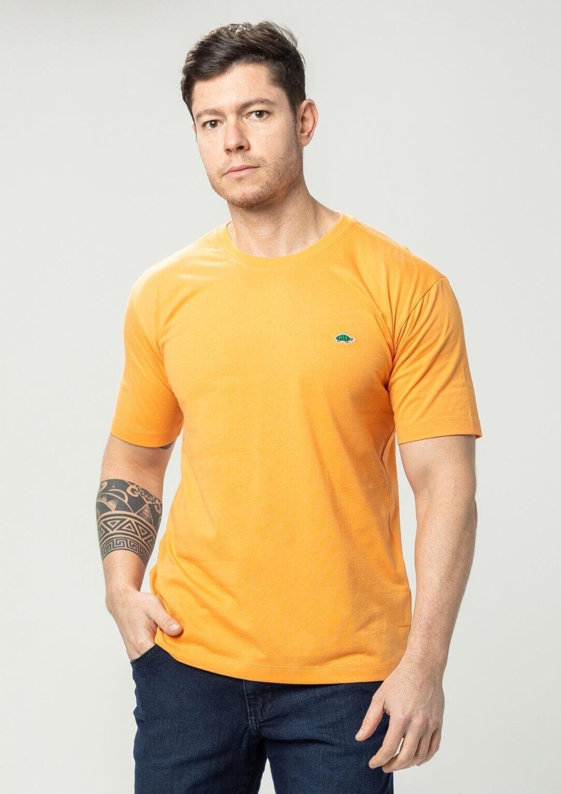 Camiseta Masculina Básica | Pau a Pique Laranja