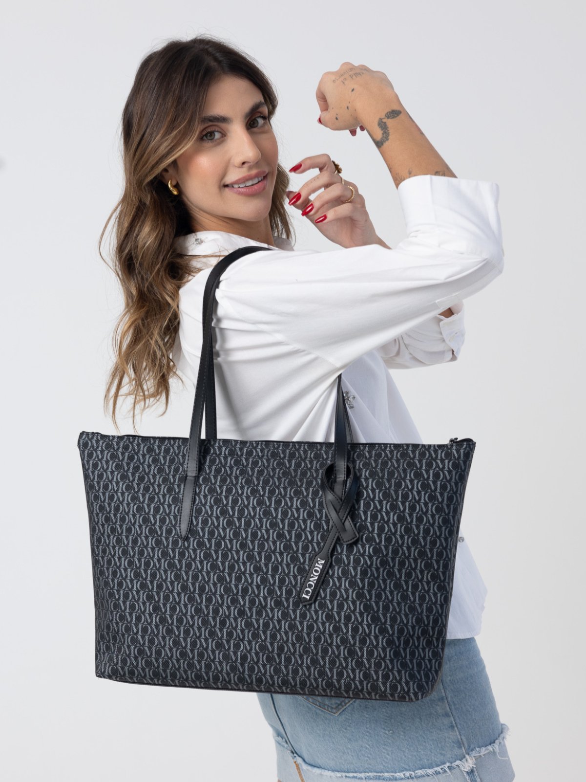Bolsa de Ombro Grande Moncci Fechamento de zíper Monograma Cinza