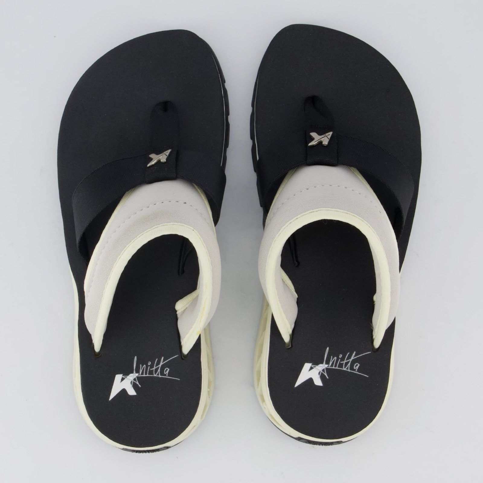 Chinelo Kenner Rakka Anitta Preto