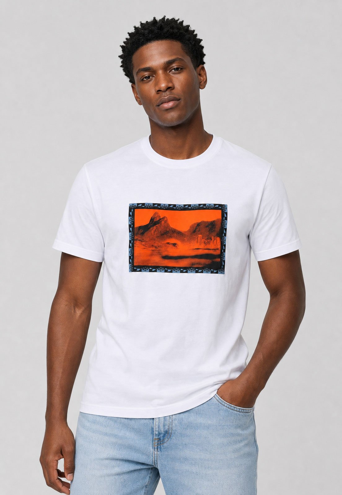Camiseta Masculina Osklen Vinatge Frame Ipanema Branca
