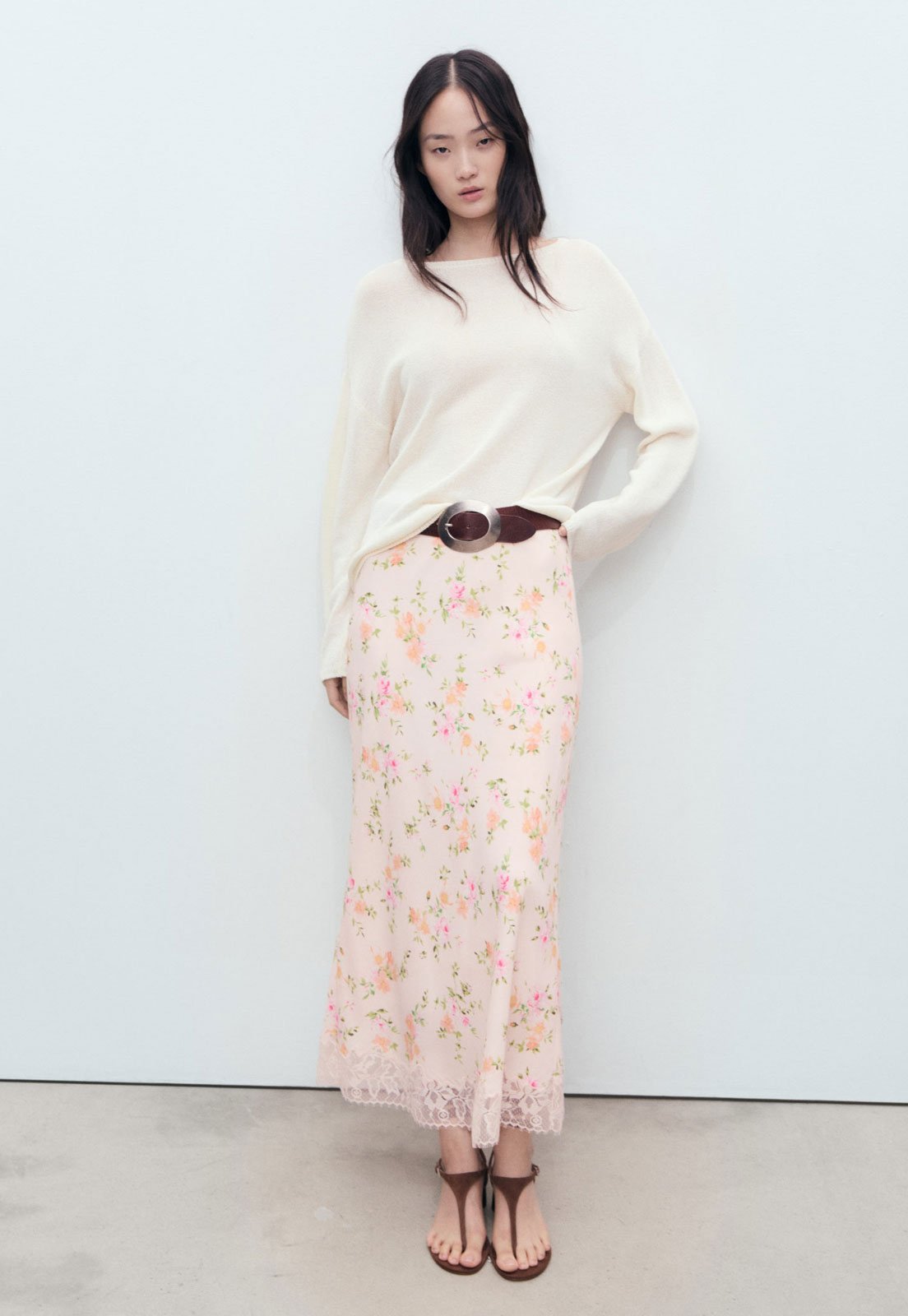 Saia Feminina Mango Midi Floral Renda Rosê