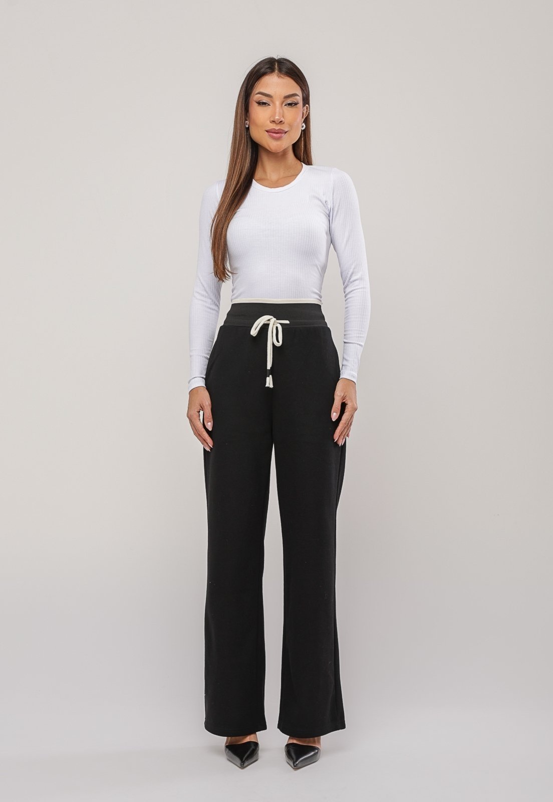 Calça Wide Leg de Moletom com Cós Canelado e Ajuste por Cadarço Salvatore Preto