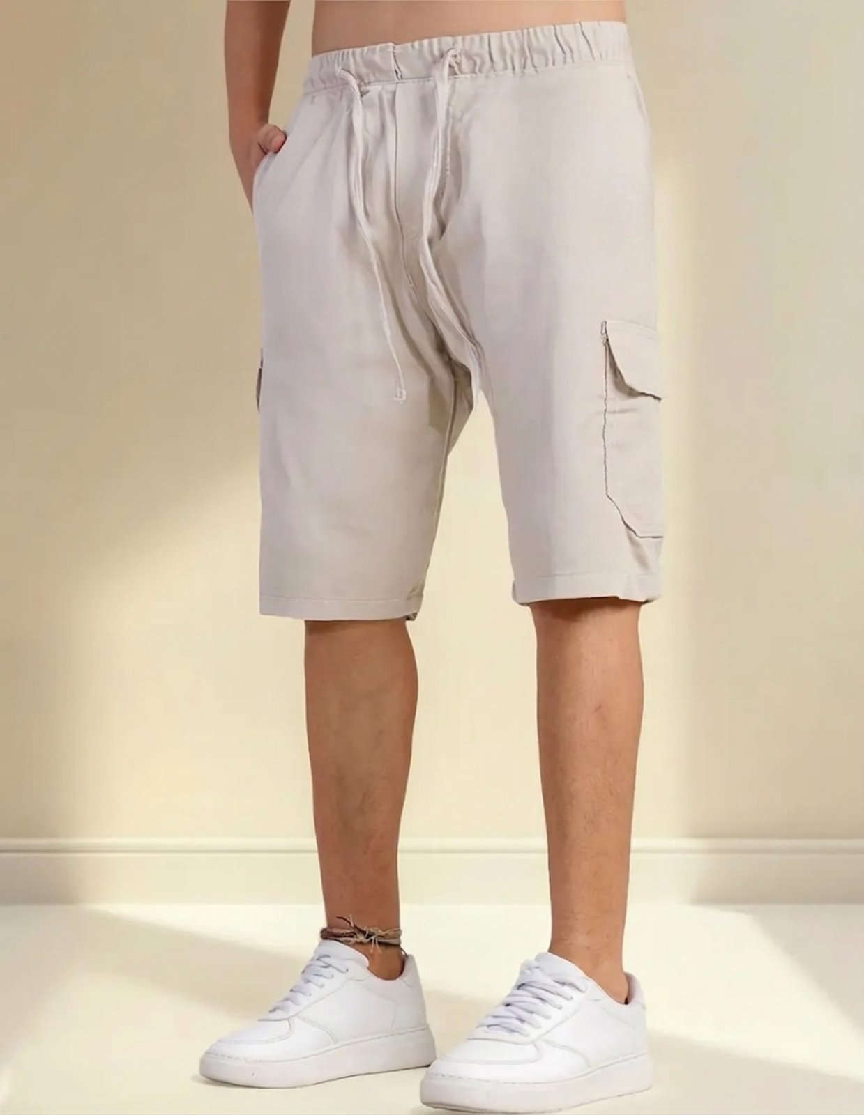 Bermuda Jogger Cargo Masculina Bege Claro