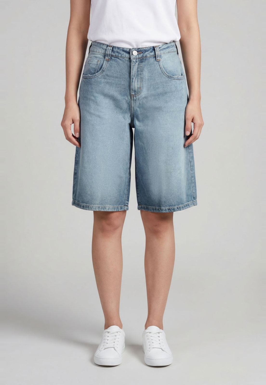 Bermuda Capri Jeans Feminina Colcci Jeans Azul Claro