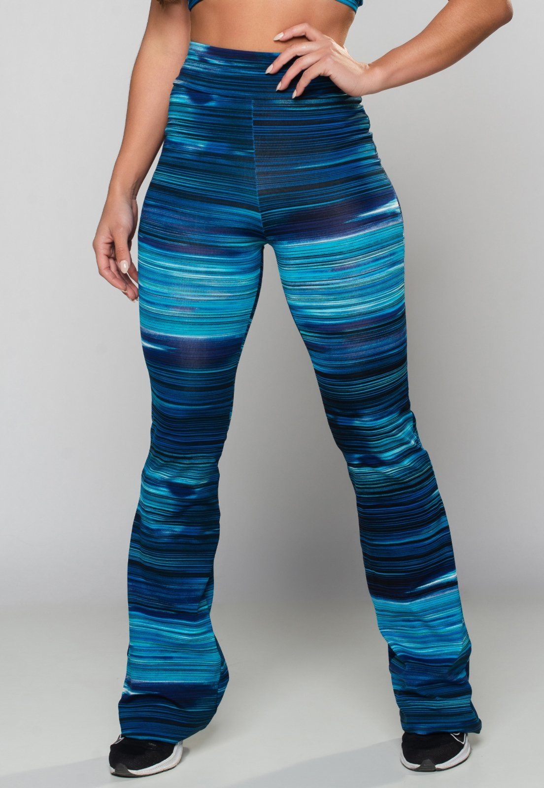 Calça MVB Modas Feminina Flare Pantalona Suplex Nuance