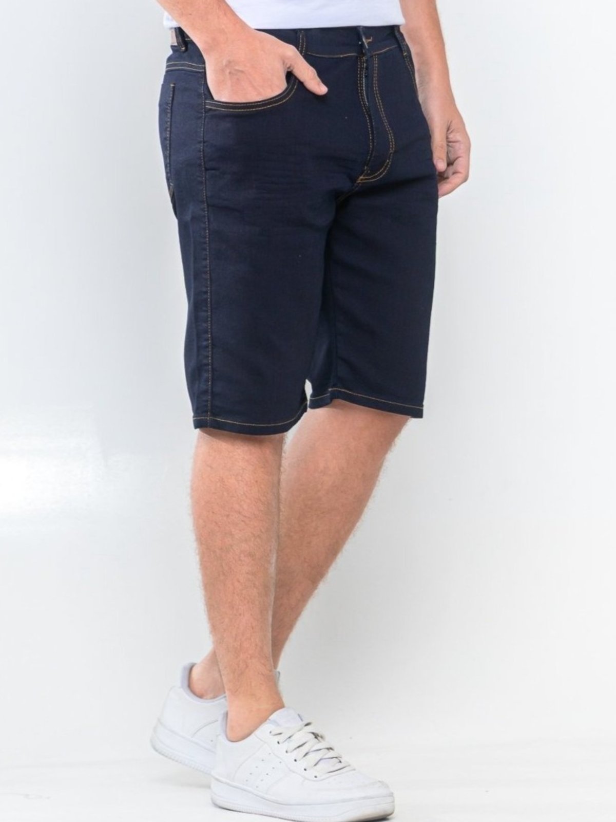 Bermuda Jeans Masculina Kovali Escura Básica e Confortável