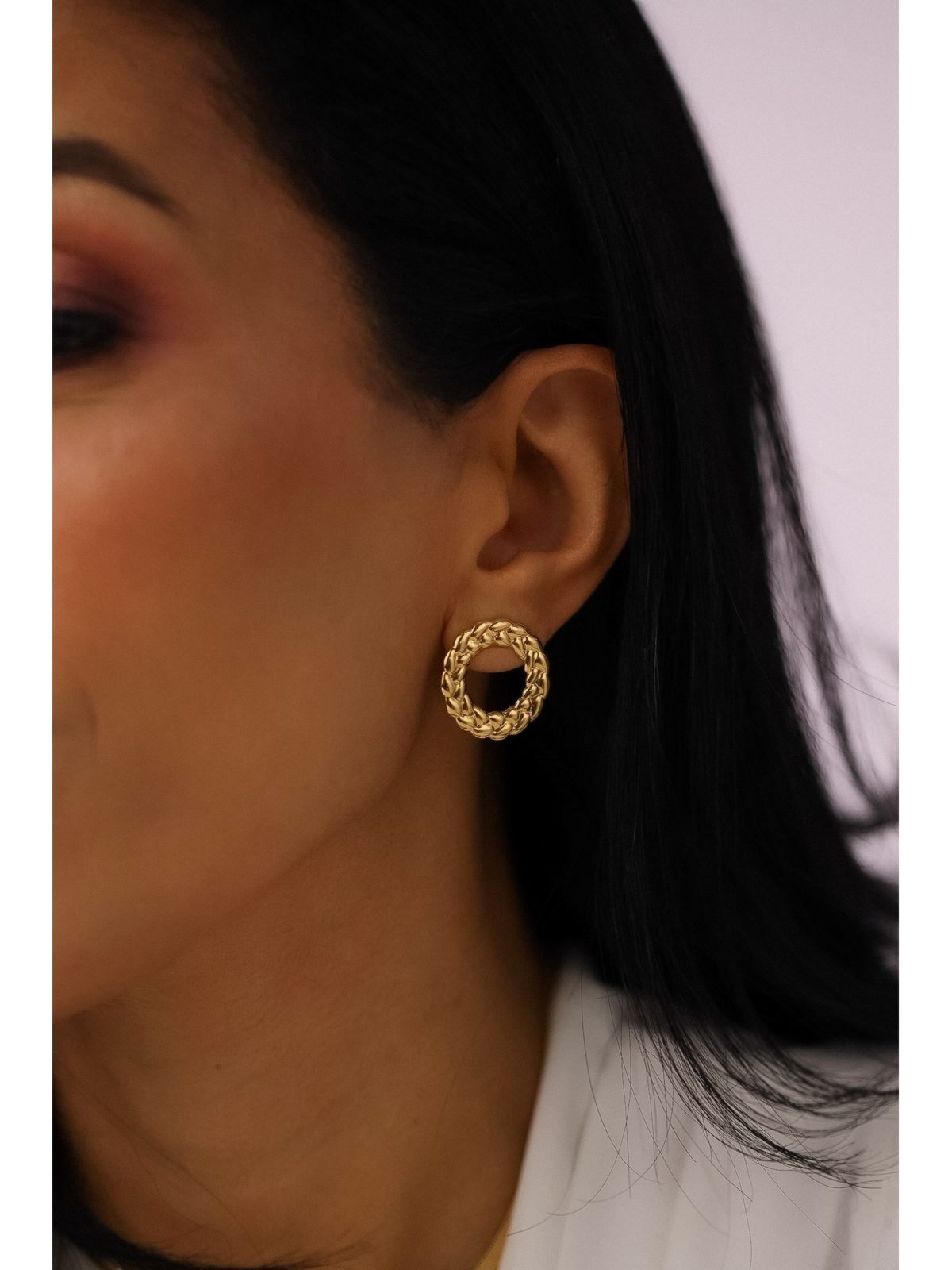 Brinco Redondo Trancado Banhado a Ouro 18k